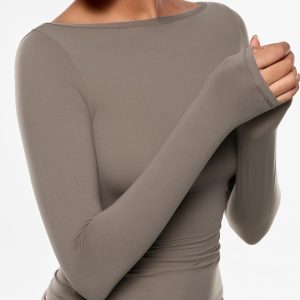 INLYRIC Women's Inbarely Ultra Long Sleeve Shirts Boat Neck Double Lined Going Out Tops Tight Fit Basic Tees